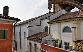 Sarpi21 Suites